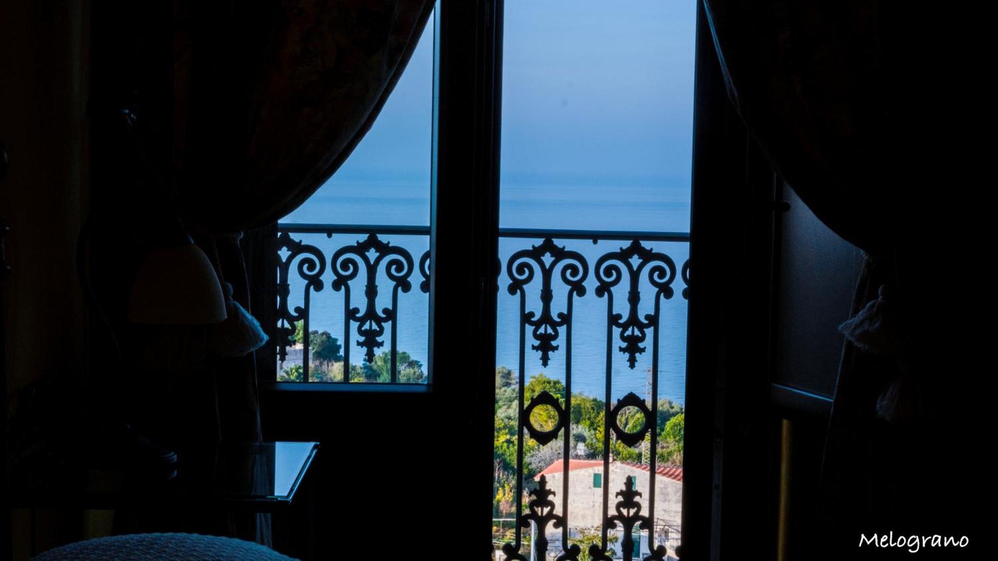 ローディ・ガルガーニコ I Frangiventi Bed & Breakfast エクステリア 写真