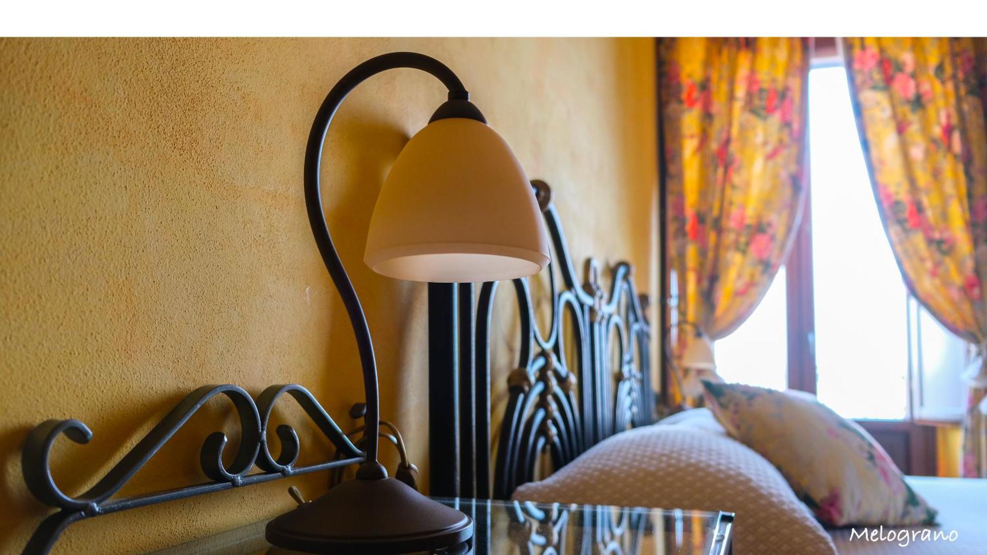 ローディ・ガルガーニコ I Frangiventi Bed & Breakfast エクステリア 写真
